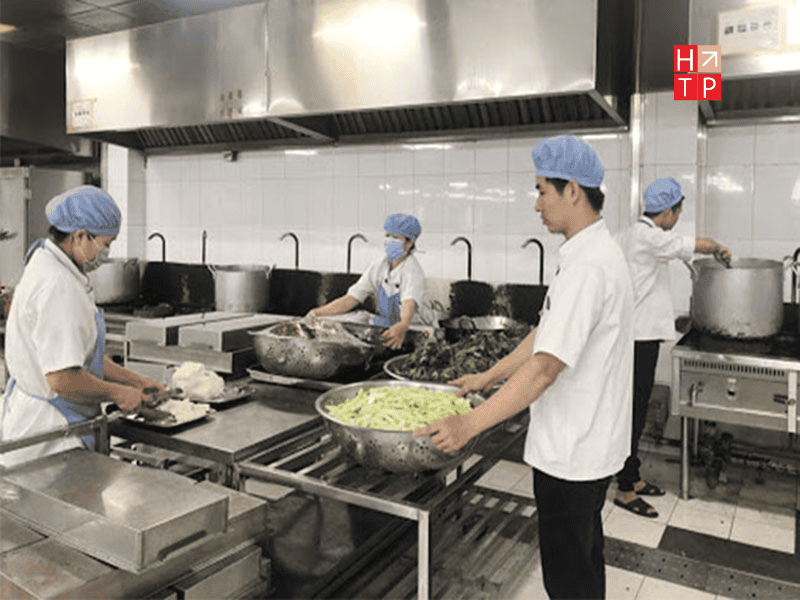 khu vực sơ chế thực phẩm